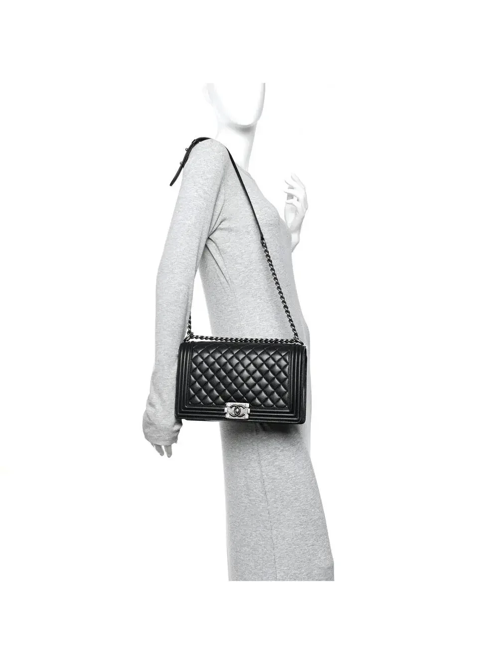 Chanel Caviar Quilted New Medium Boy #321996C38B